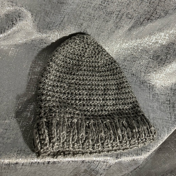 Slouchy Gray, handmade, crochet winter hat, with lots of stretch or give - Picture 4 of 6